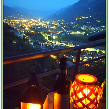Con Jacuzzi Vista Montagne Apartment *